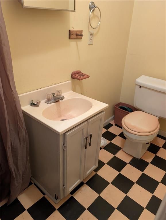 304 E Sycamore Street — photo 5