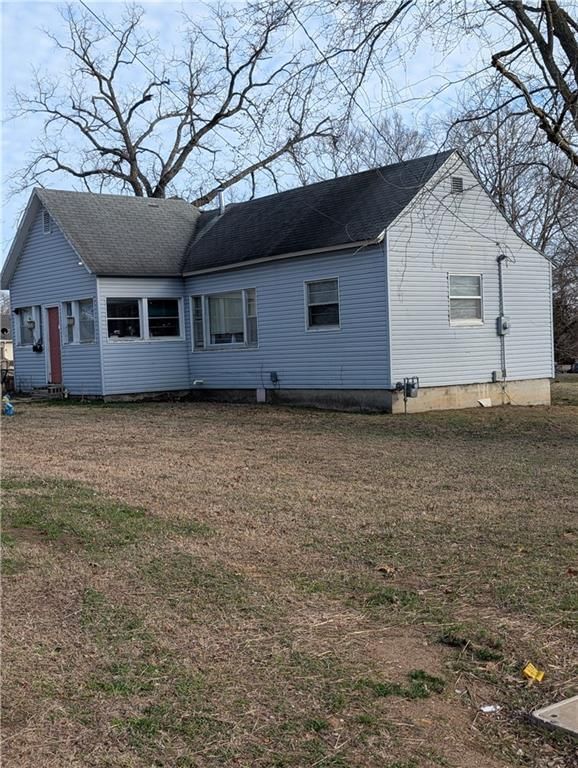 304 E Sycamore Street — photo 6