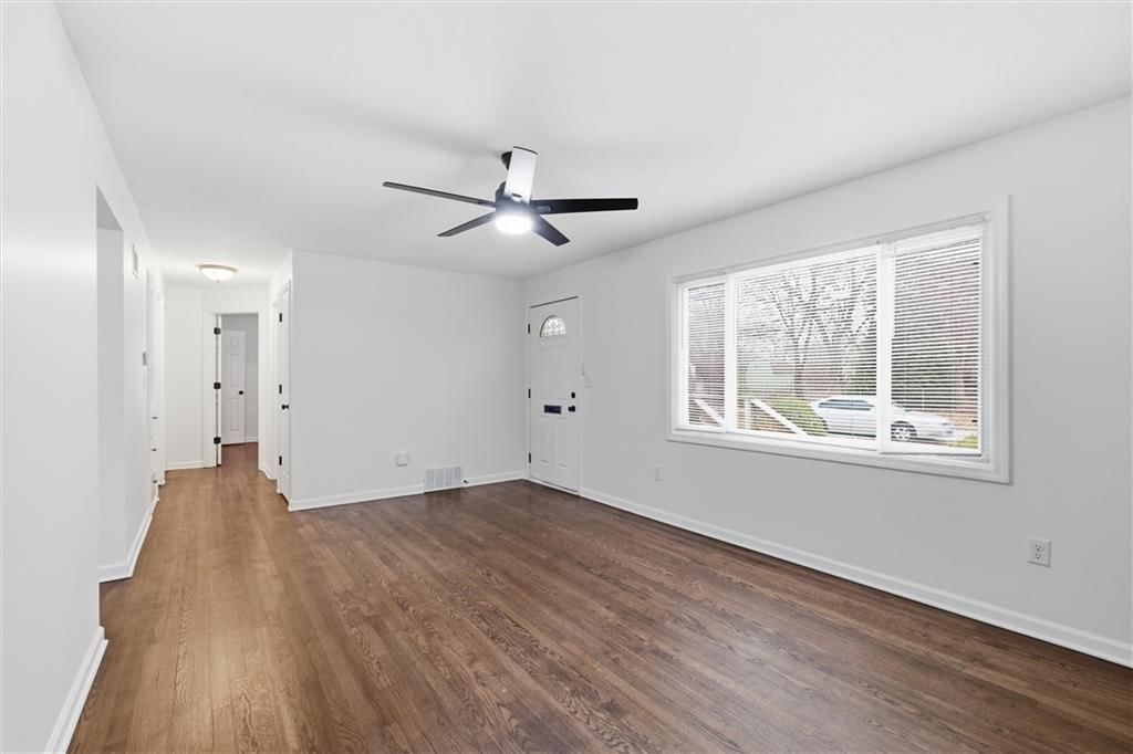 11820 W 70 Street — photo 8