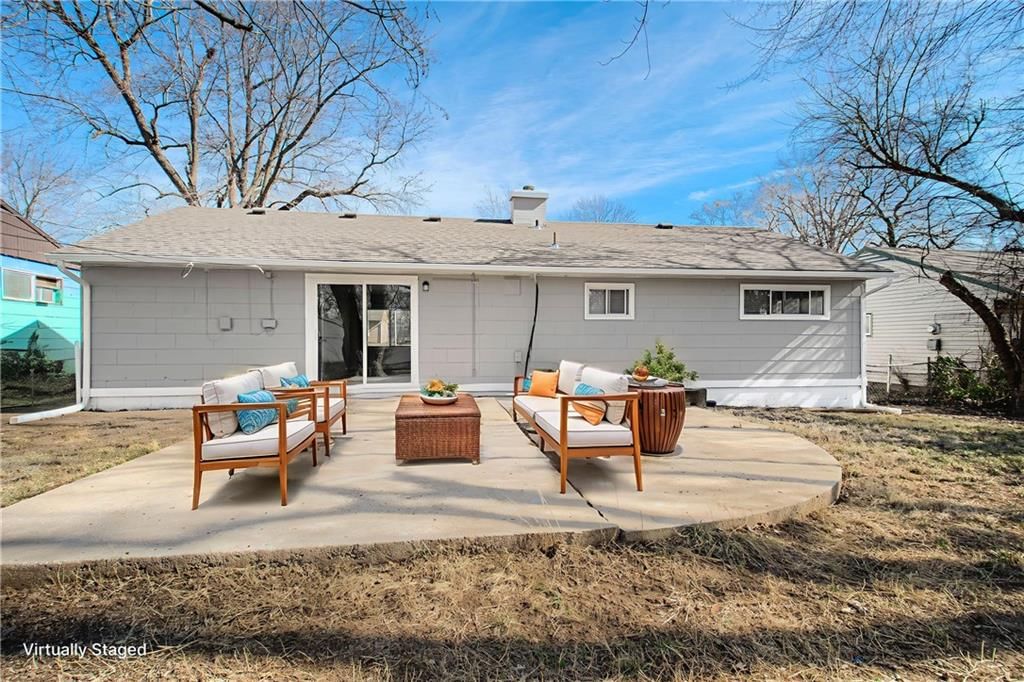10918 Ewing Avenue — photo 33