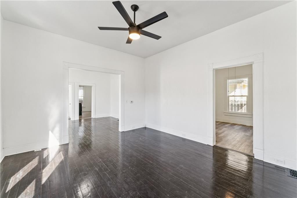 426 Benton Avenue — photo 4
