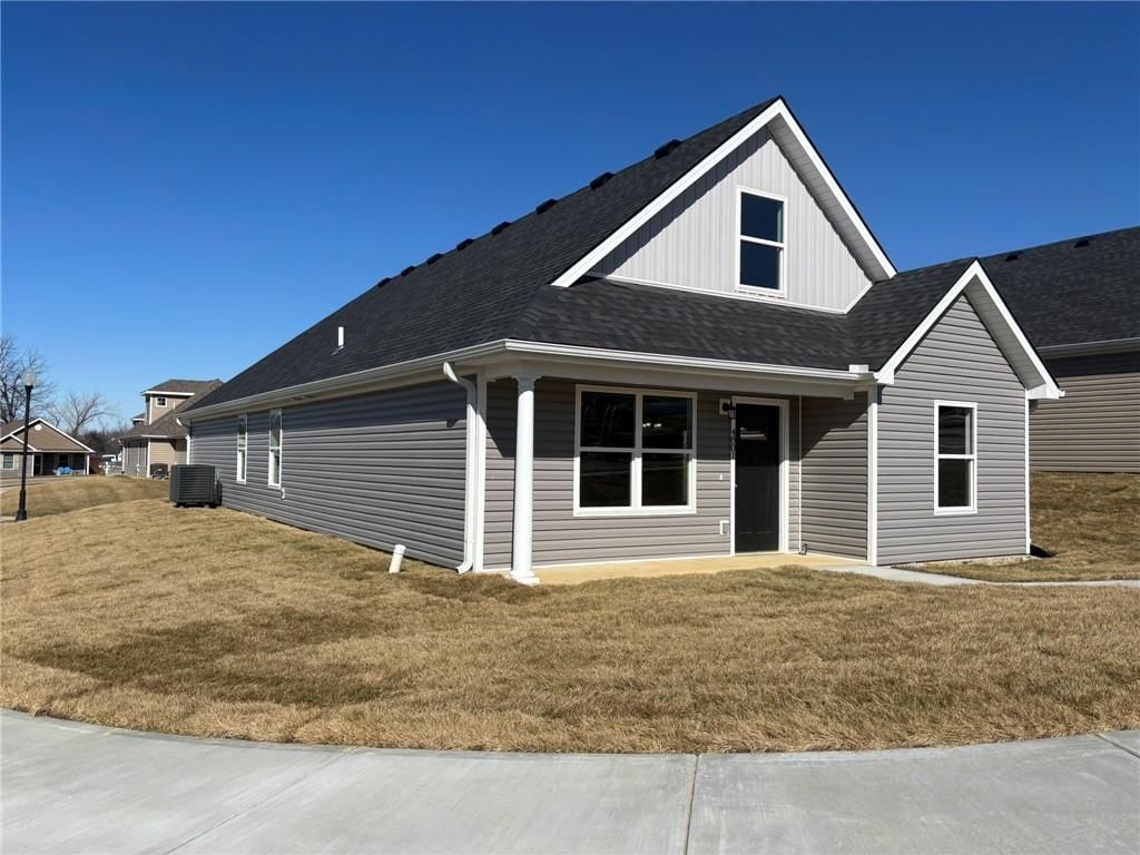4801 S Creek Woods Drive, St Joseph