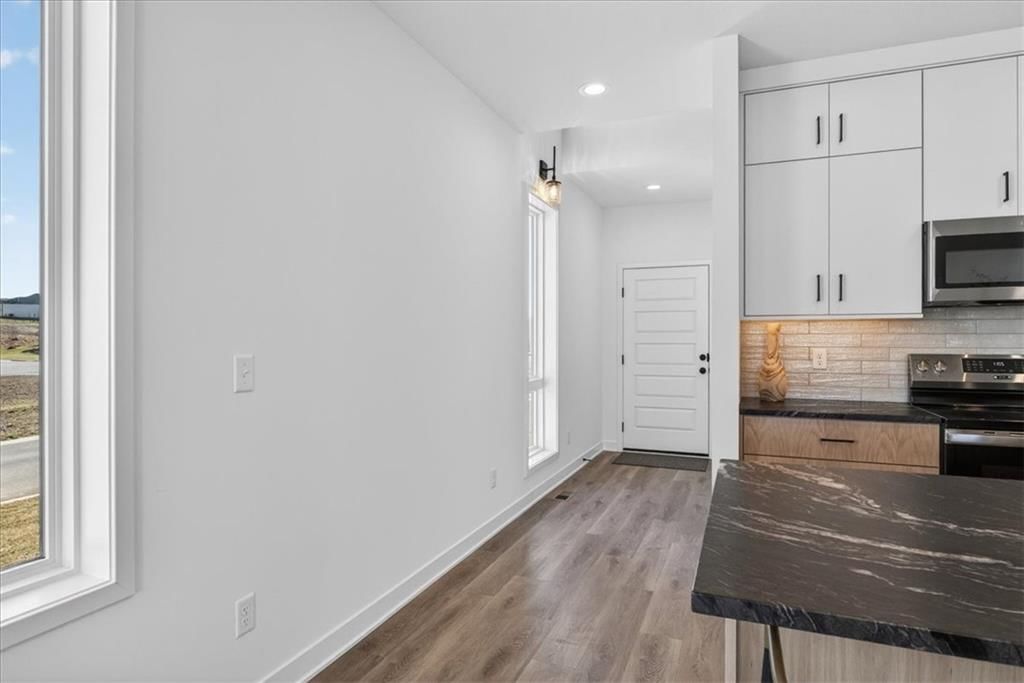 22502 W 93rd Terrace — photo 5