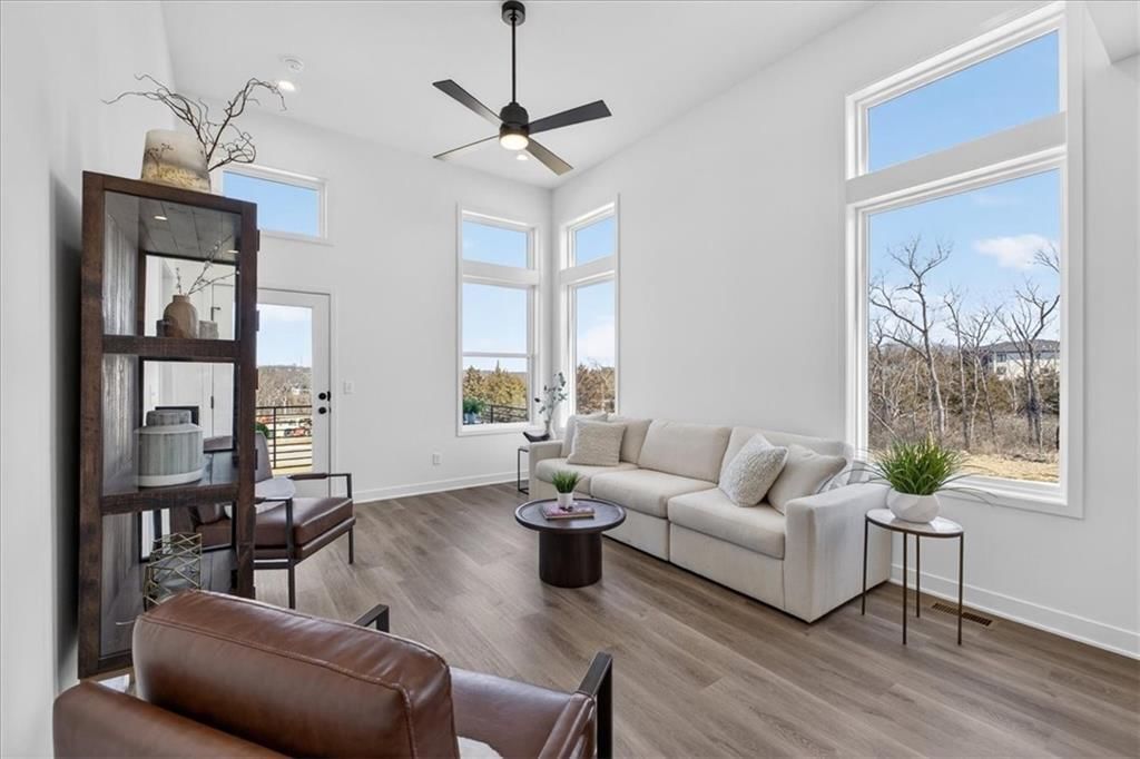 22504 W 93rd Terrace — photo 5