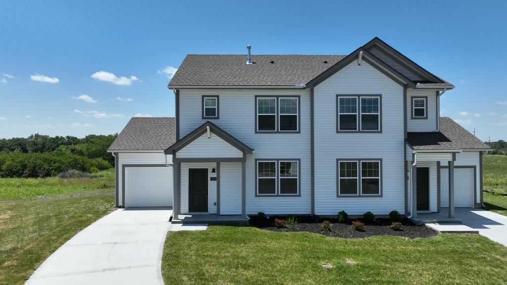 12400 S Acacia Drive, Lee's Summit