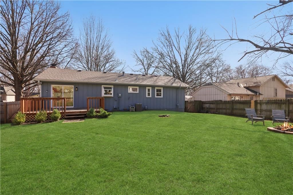 Photo 21 of 22 - 313 S Meadowbrook Lane