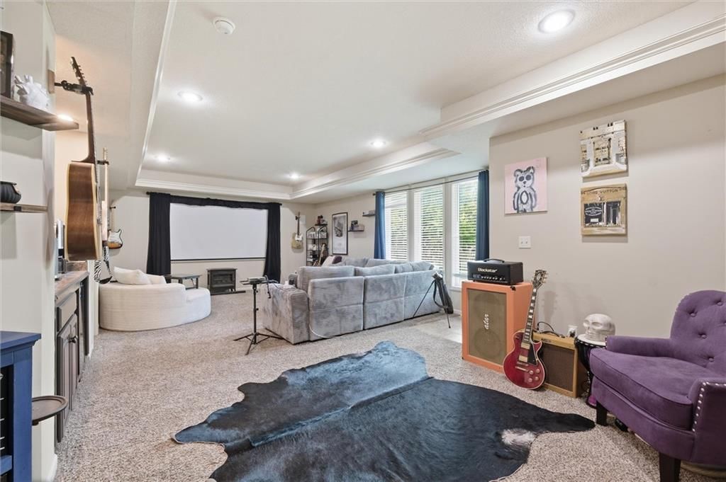 312 SE Battery Drive — photo 34