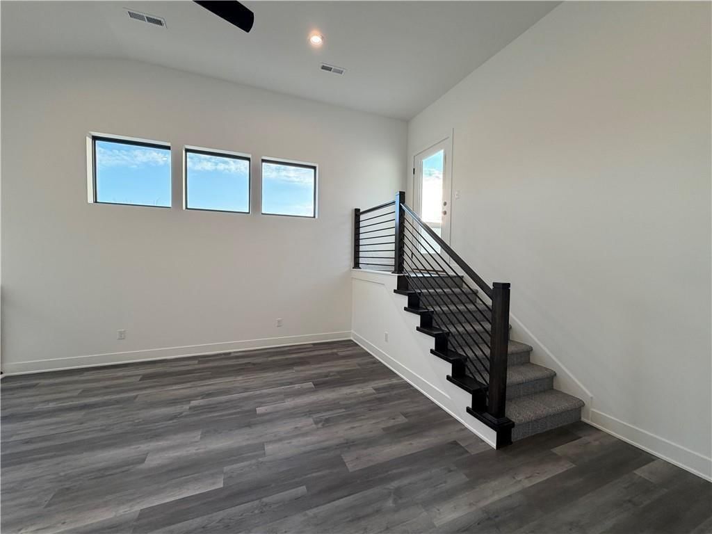 9305 Aminda Street — photo 13