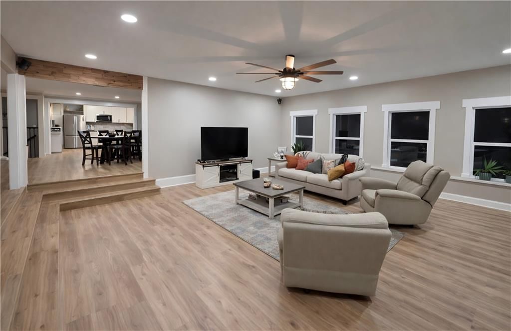 7341 Sycamore Drive — photo 2