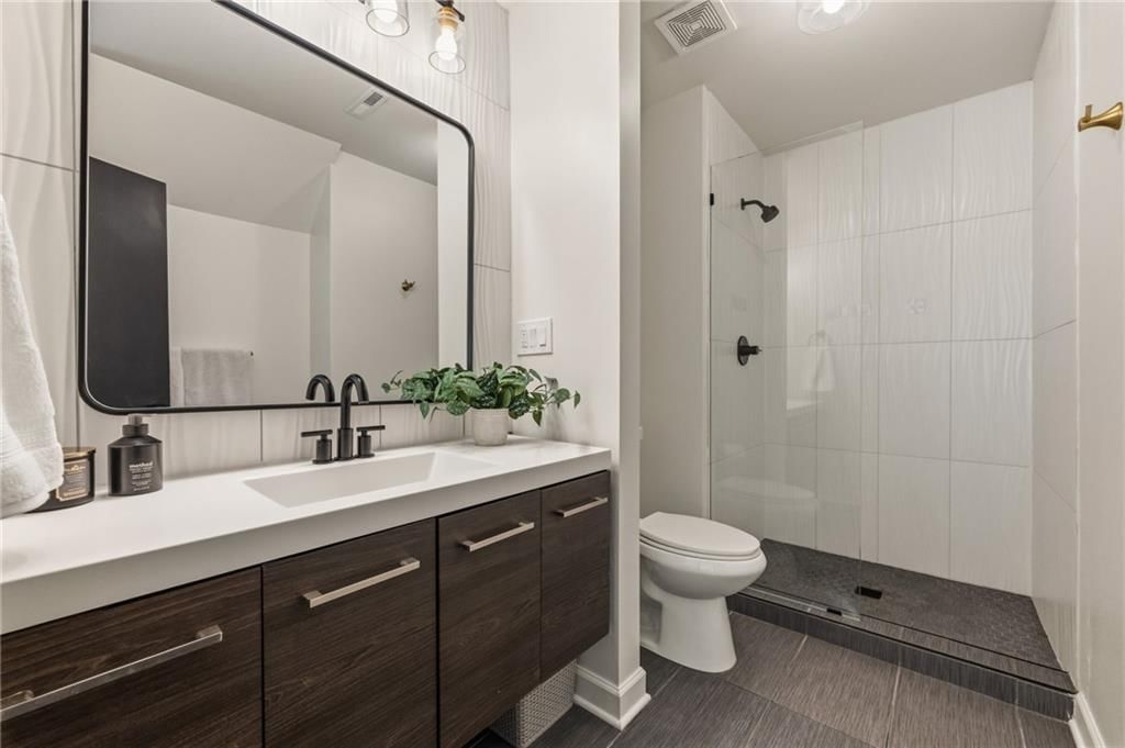 11301 Lowell Avenue — photo 26