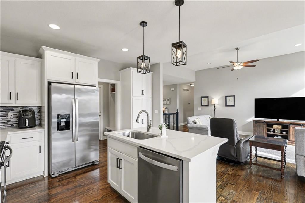 205 E Woodland Avenue — photo 13