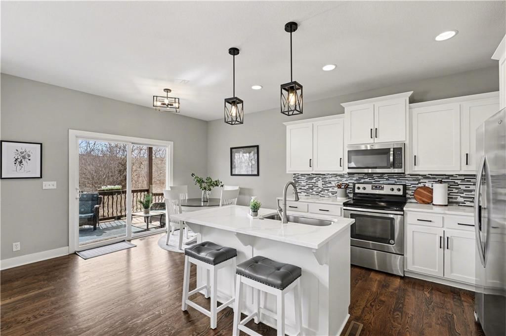 205 E Woodland Avenue — photo 8