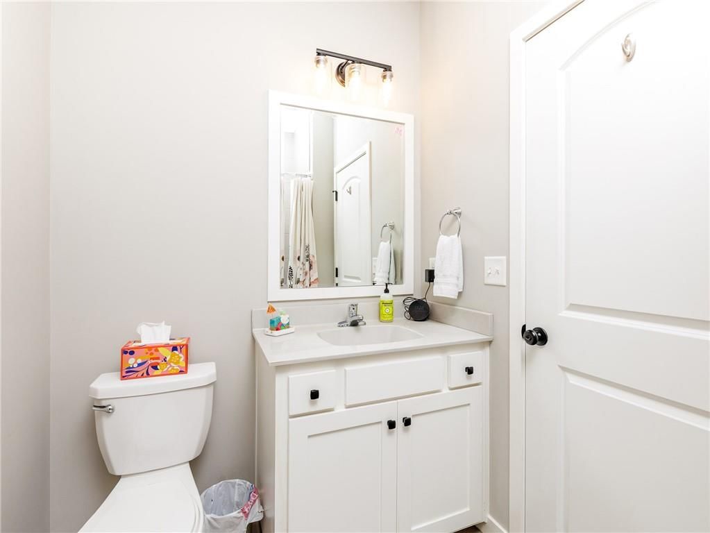 1100 NE Goshen Court — photo 18