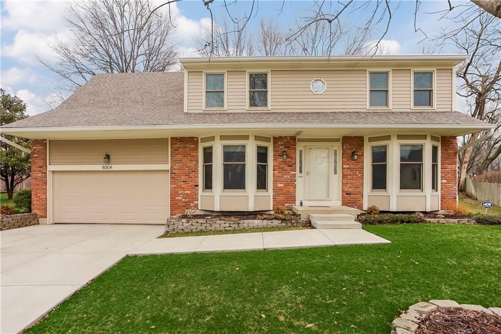 8004 Constance Street, Lenexa, KS