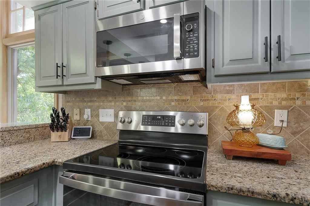 14925 W 82nd Terrace — photo 21