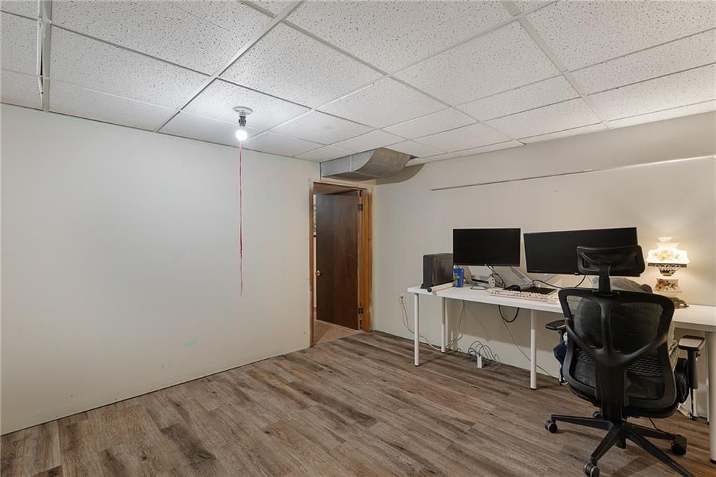 14925 W 82nd Terrace — photo 43