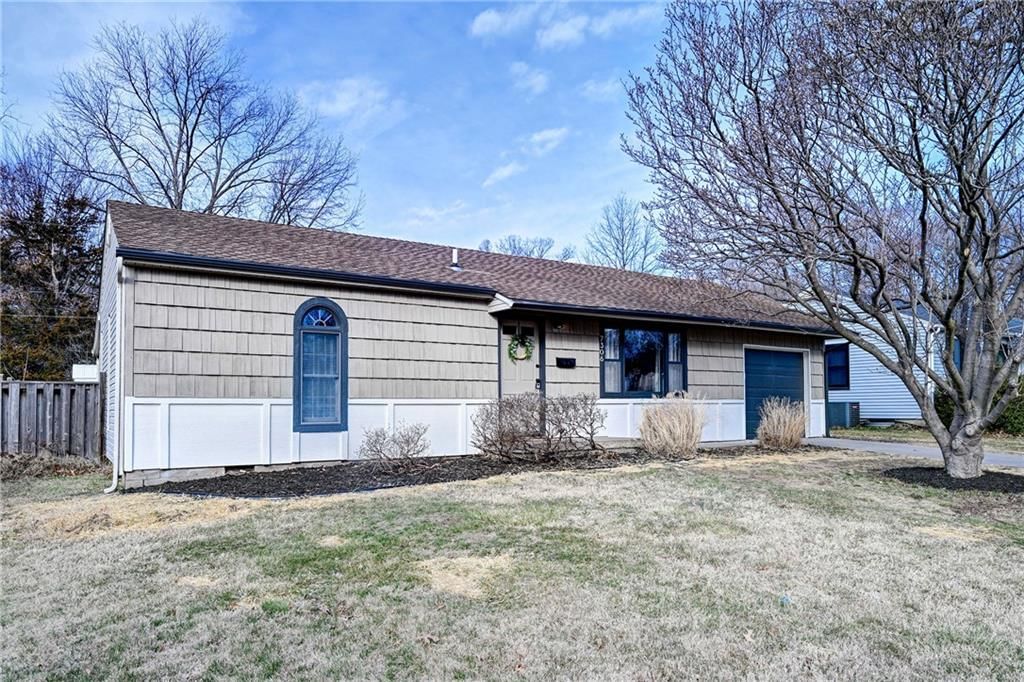 7306 Maple Street, Overland Park, KS
