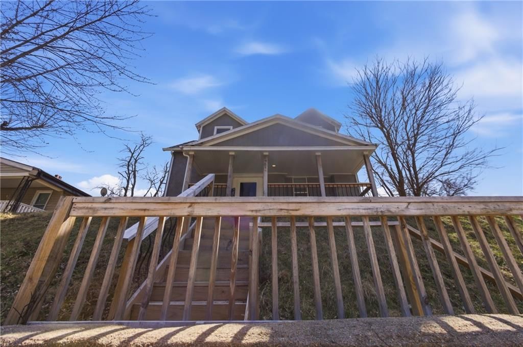 751 Stewart Avenue — photo 3