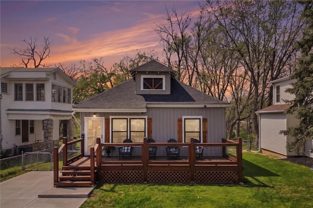 232 Old Orchard Street, Excelsior Springs, MO