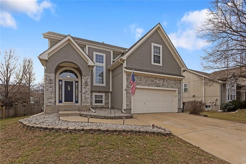 21613 W 61st Street, Shawnee, KS