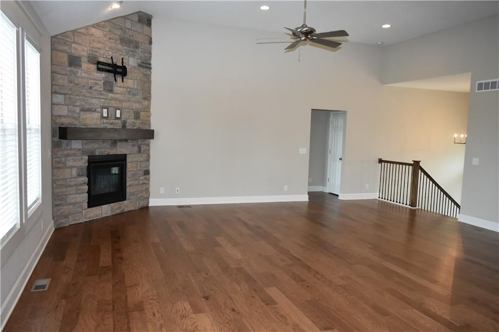 1652 Shadow Drive — photo 4