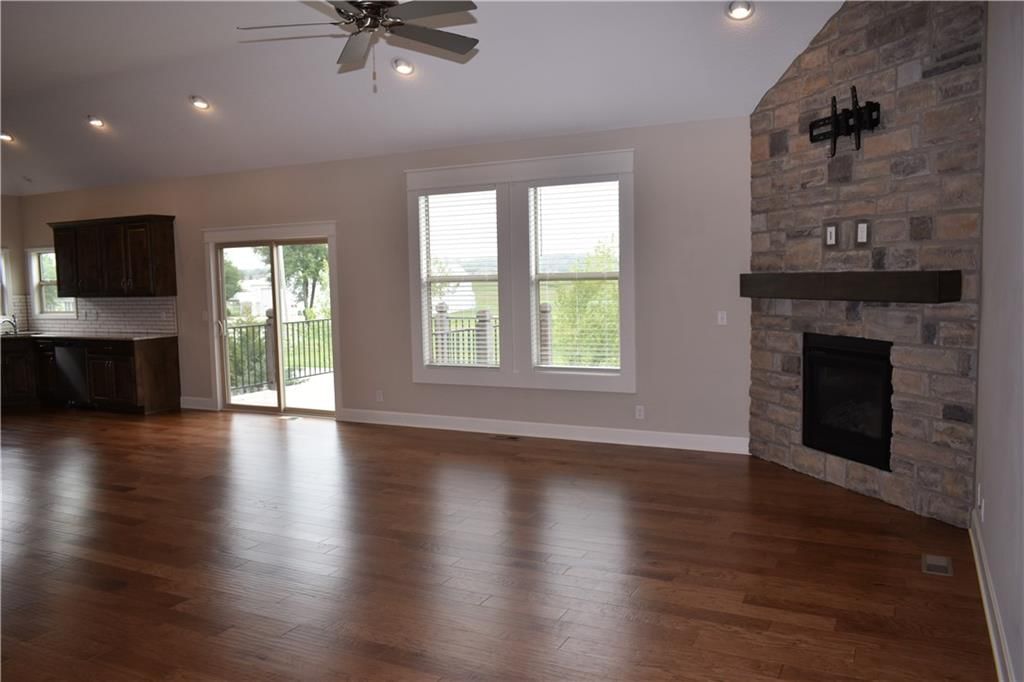 1652 Shadow Drive — photo 5