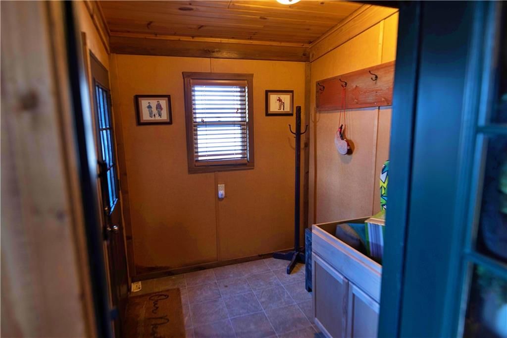 21195 Edgerton Junction Road — photo 61