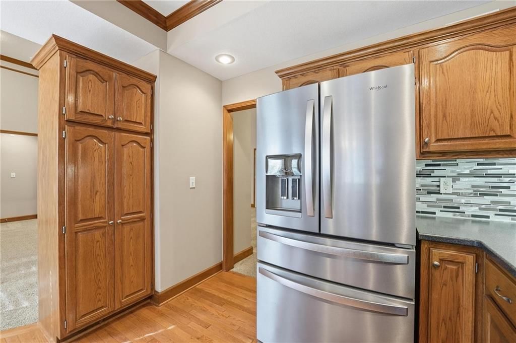 Photo 15 of 51 - 4131 SW Homestead Drive, Lee's Summit, MO 64082