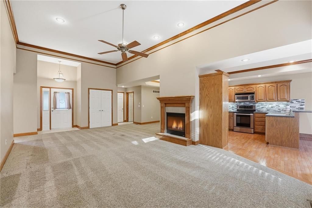 Photo 8 of 51 - 4131 SW Homestead Drive, Lee's Summit, MO 64082
