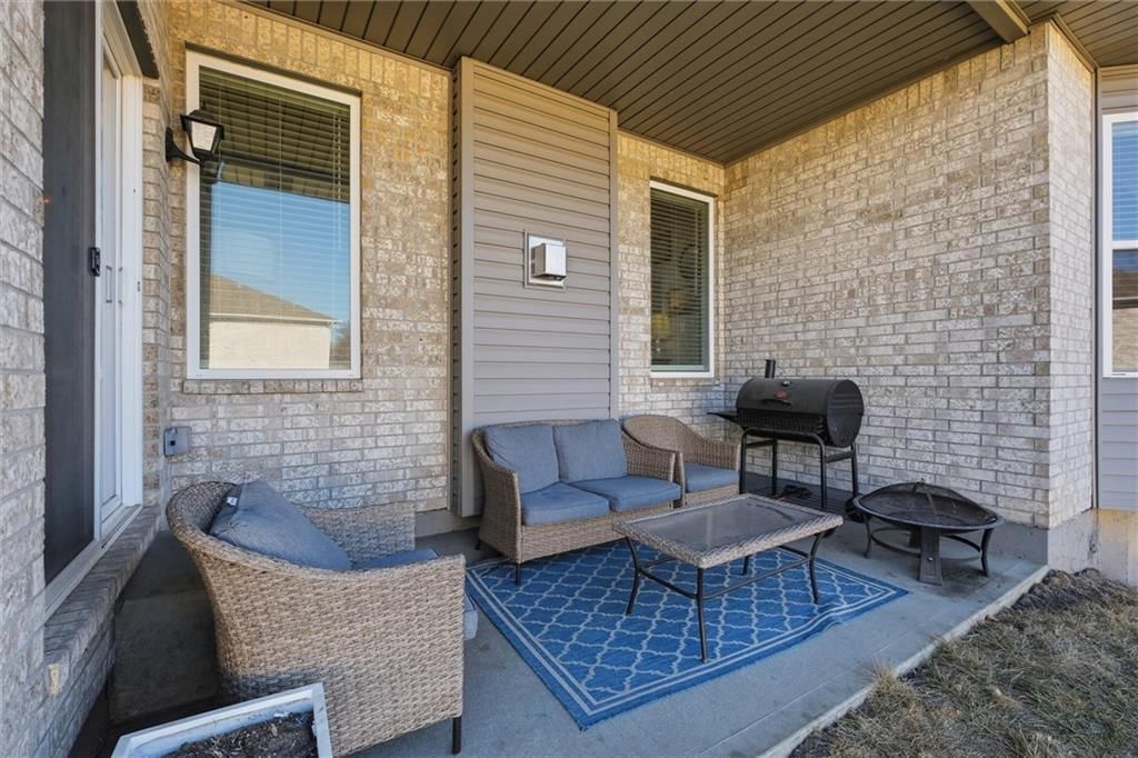 3306 N 109th Terrace — photo 12