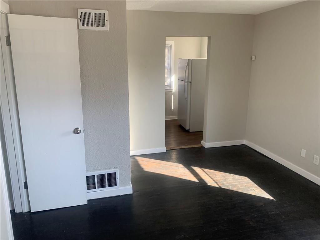 4029 Wabash Avenue — photo 2
