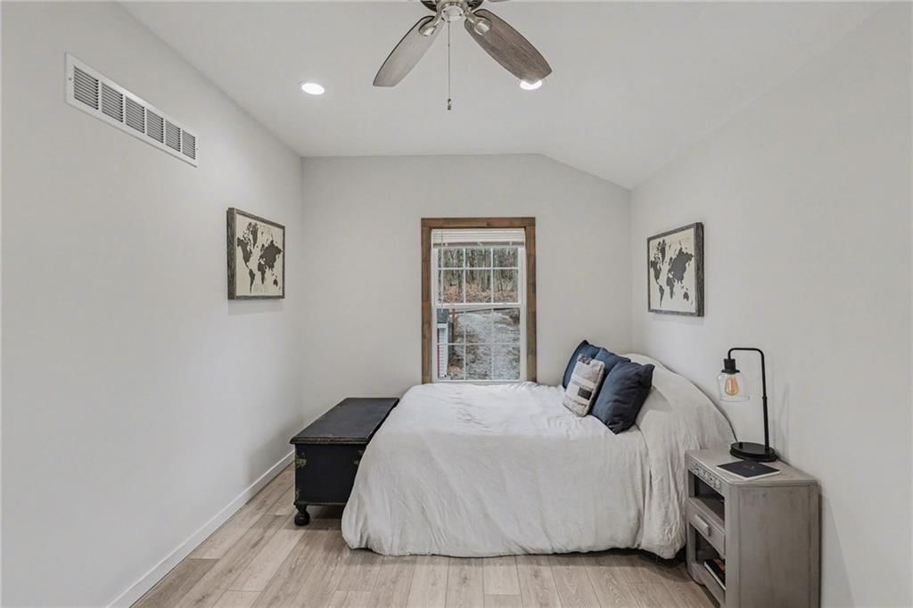 77 R Street — photo 13