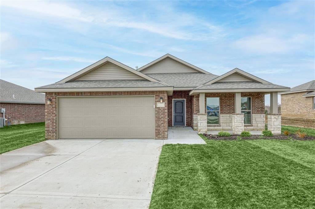 16770 S Hall Street, Olathe, KS