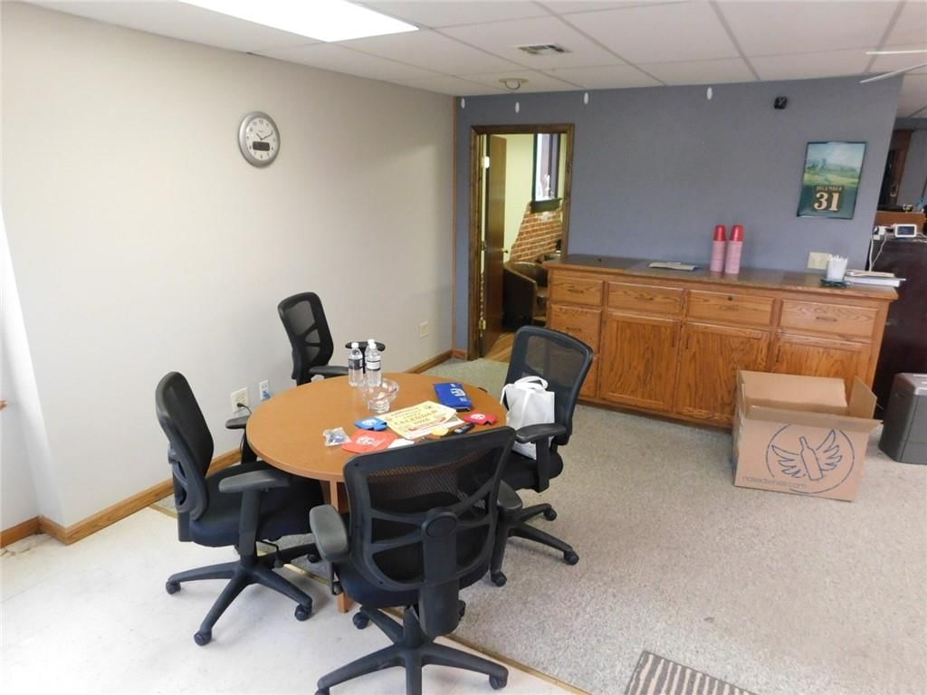 420 E Washington Street — photo 3