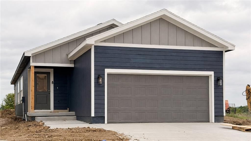 804 Glenn Circle, Raymore, MO