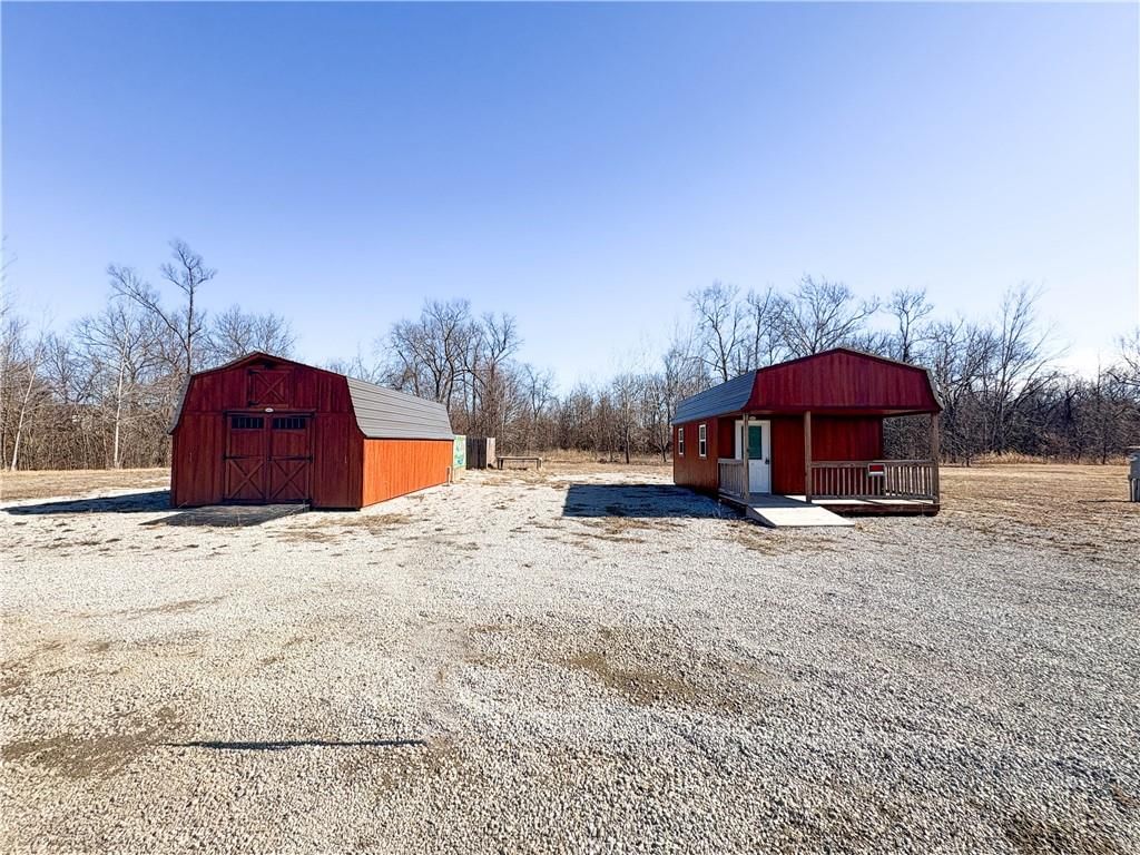 1451 S Buckner Tarsney Road — photo 7