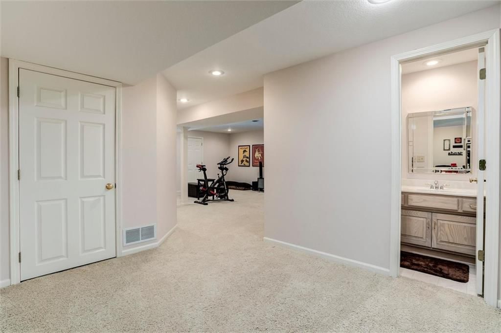 12412 Beverly Street — photo 23