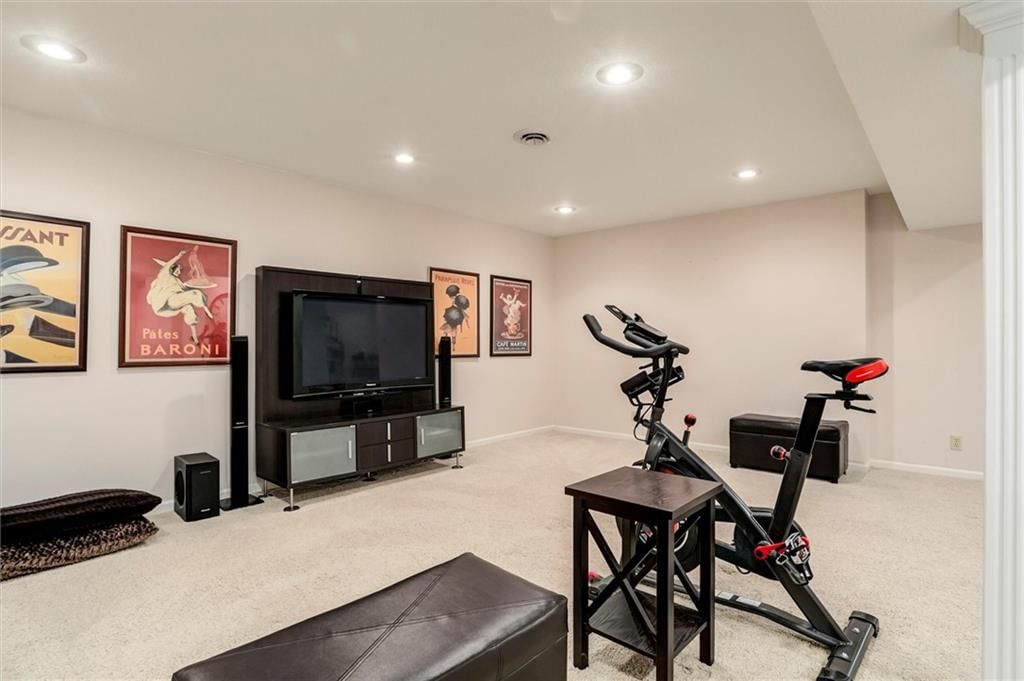 12412 Beverly Street — photo 24
