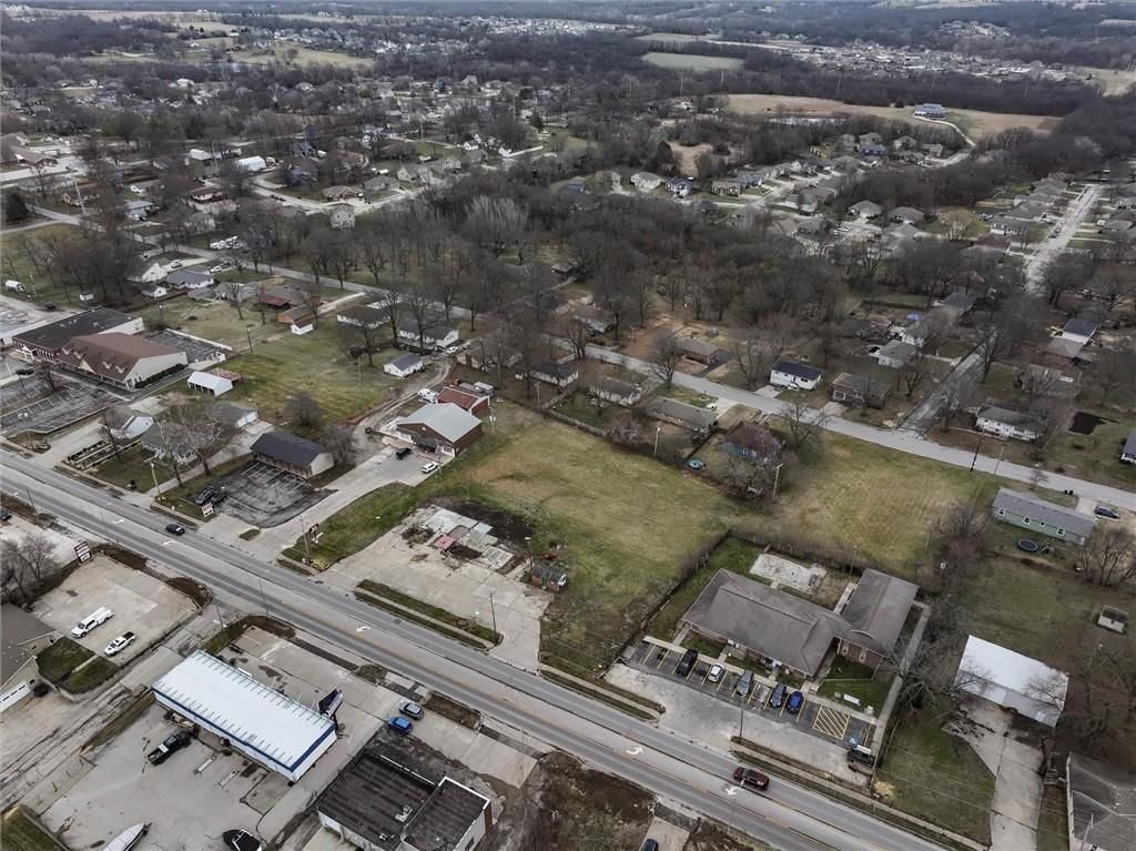 1012 N 7 Highway — photo 11