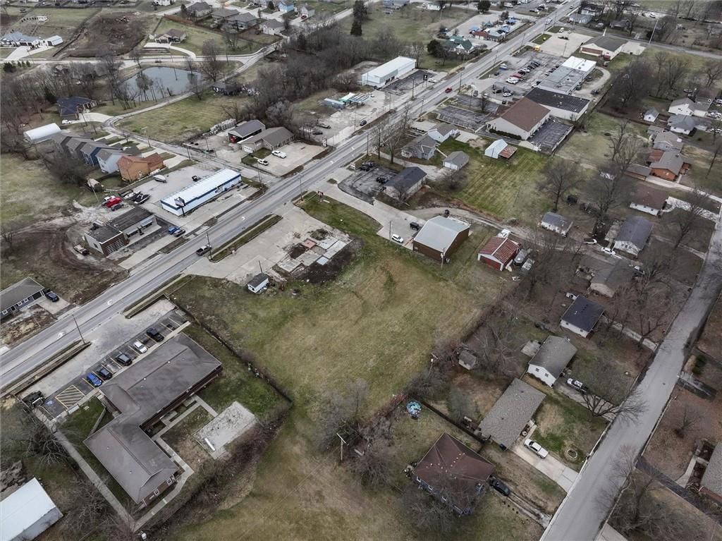 1012 N 7 Highway — photo 15