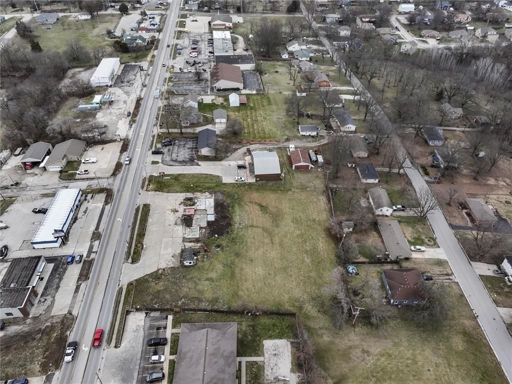 1012 N 7 Highway — photo 9