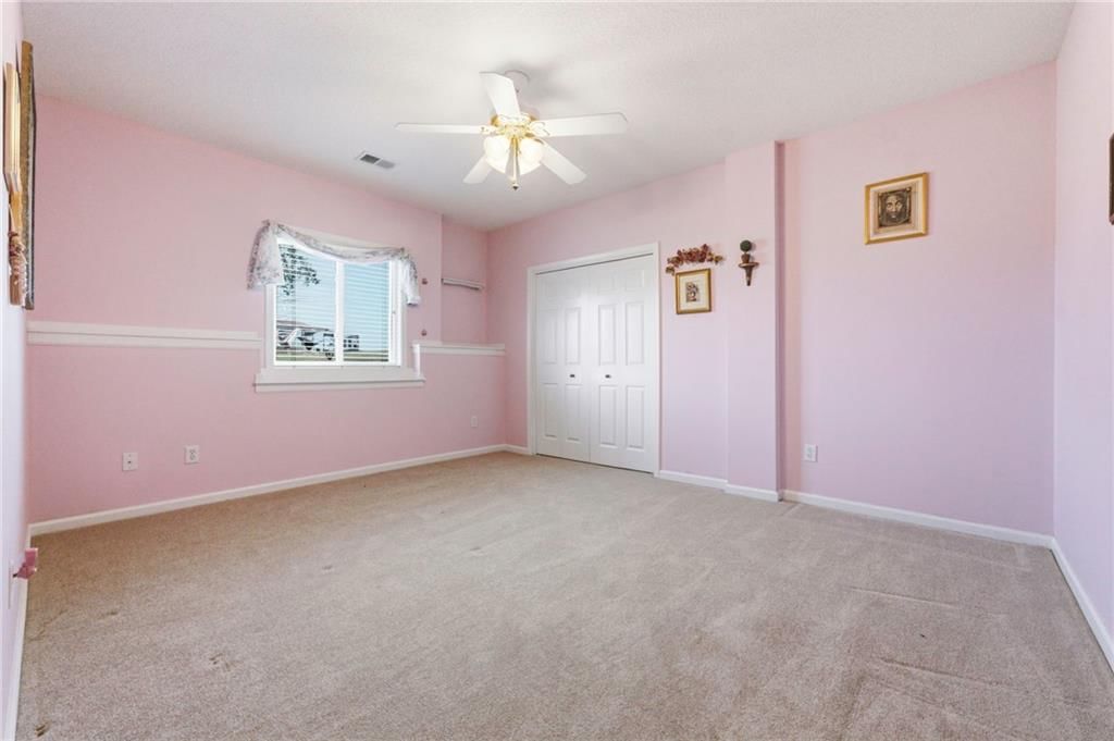 19104 Autumn Lane — photo 32