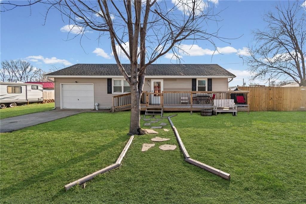 205 N Coats Street, Norborne