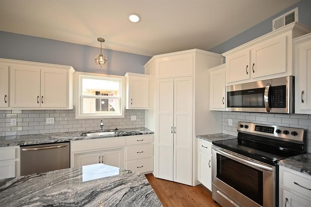 107 JOHNSON Circle — photo 15