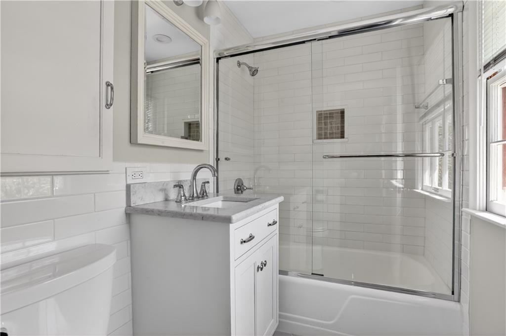 10011 Fontana Lane — photo 16