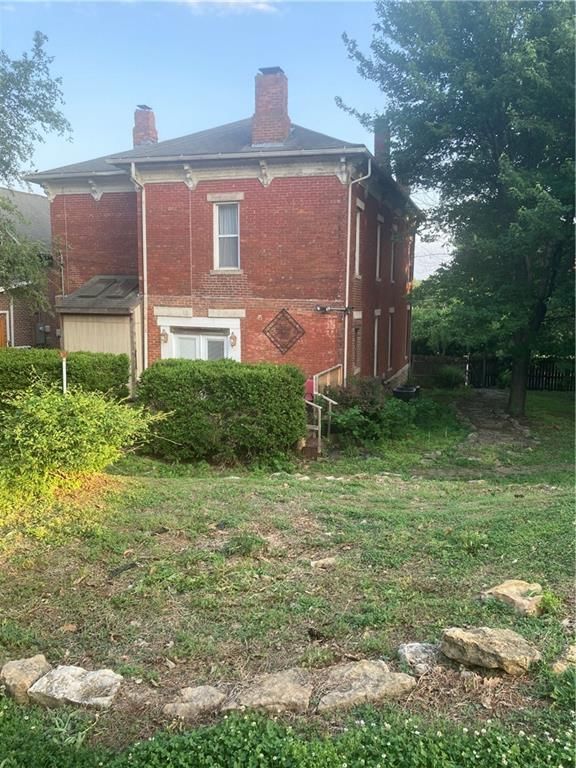 605 Atchison Street — photo 92