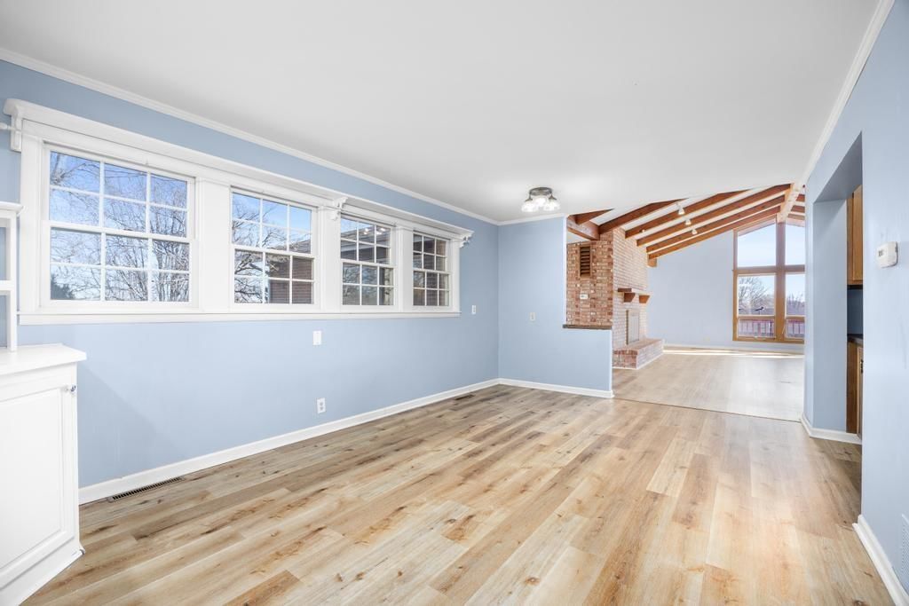 225 W 15th Street — photo 12