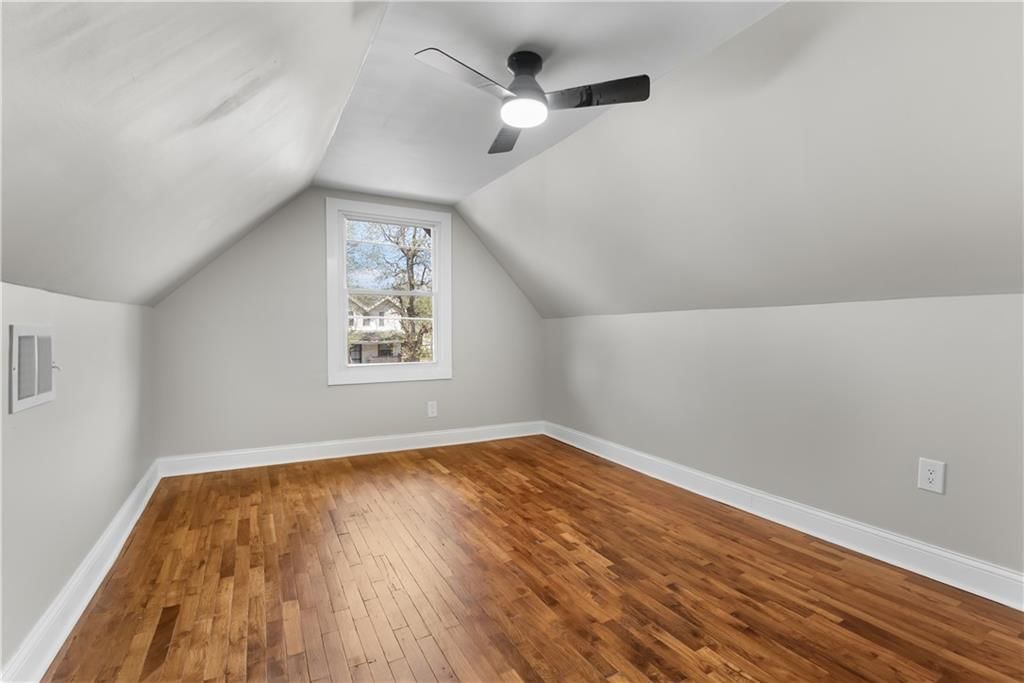 3403 Indiana Avenue — photo 18