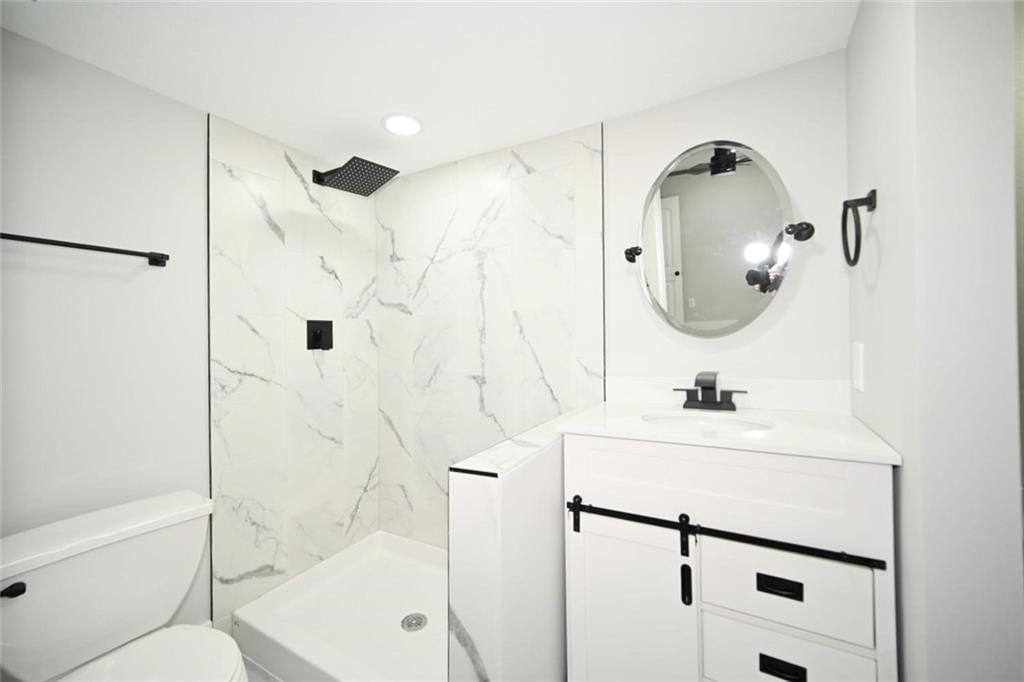 306 Lewis Street — photo 36