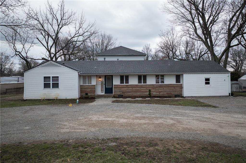 18 SW County Rd BB Highway, Warrensburg
